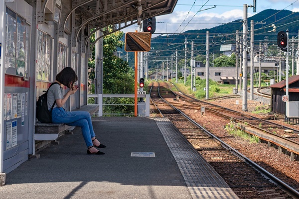 きっぷの「途中下車できません」「下車前途無効」の意味は？