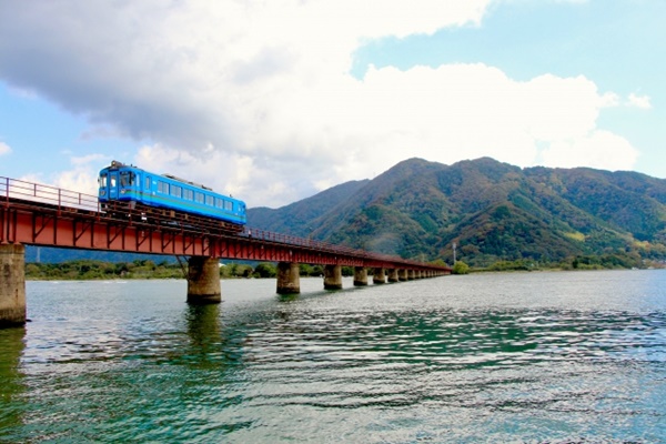 豊岡・宮津・舞鶴・福知山の京都丹後鉄道と路線バスが格安3日乗り放題「幸福パス」の購入方法(買い方）