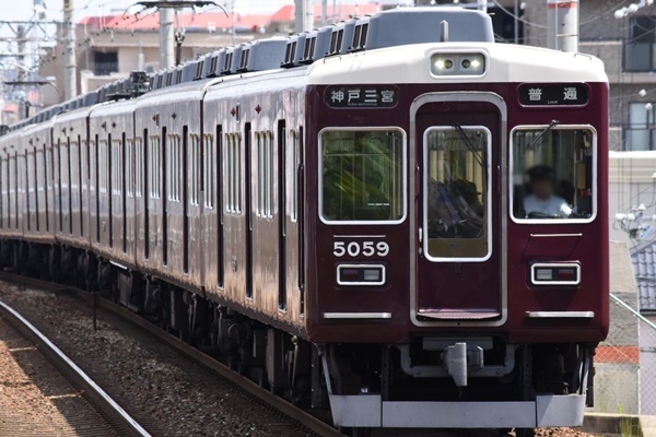 阪急電車乗り放題「ぐるっと初詣パス」の内容、値段、発売期間、購入方法
