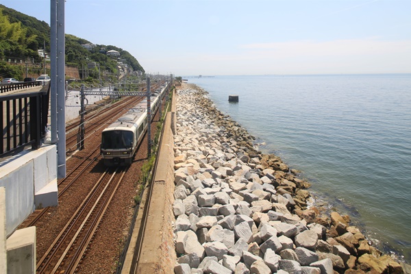 兵庫県神戸市の電車、バスのお得な切符